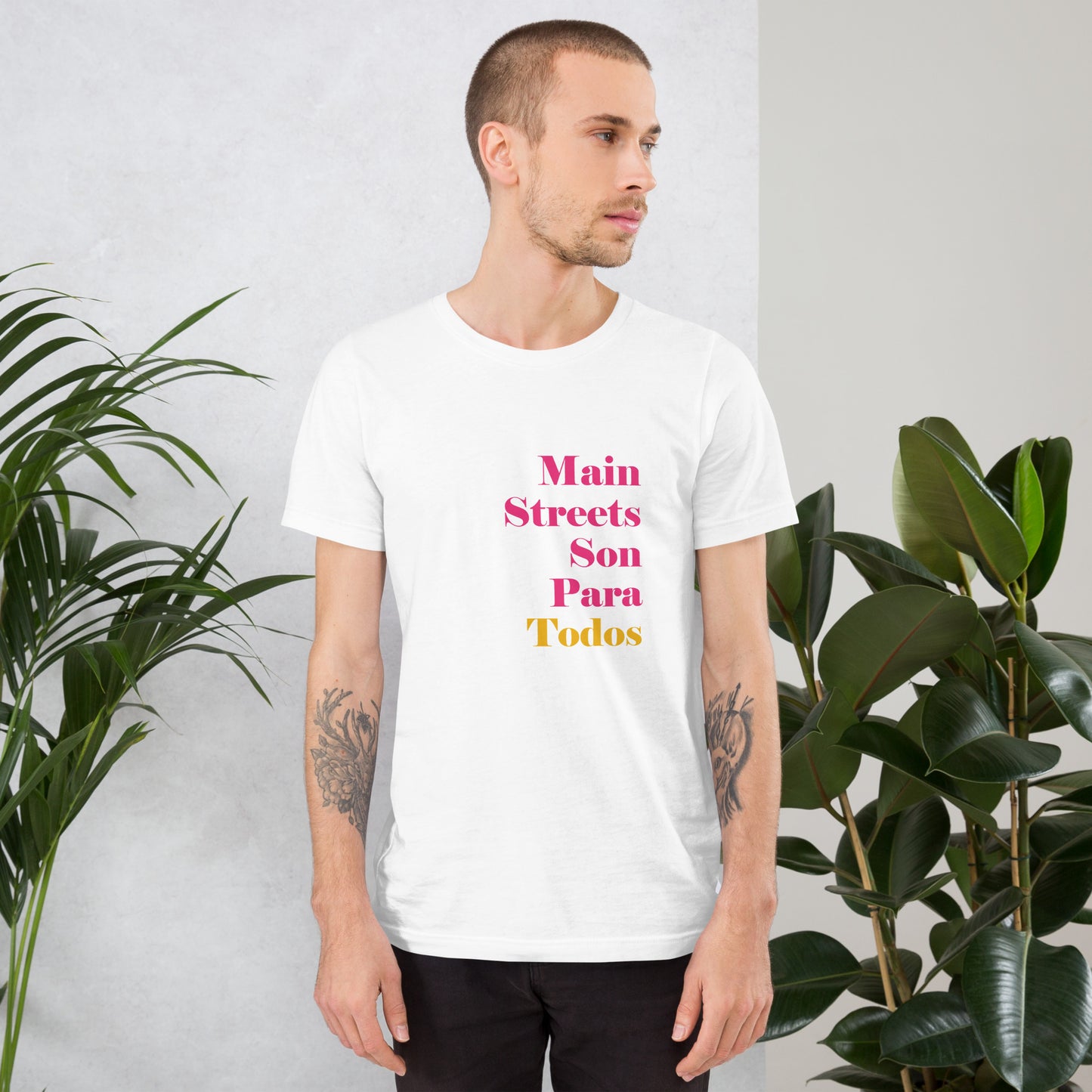 Los Main Streets Son Para Todos (Pink & Yellow) Unisex T-shirt